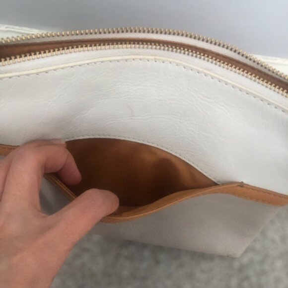 Fossil Fiona Crossbody Bag | Small Leather, Eco-Friendly, Adjustable Str… - Picture 6 of 11